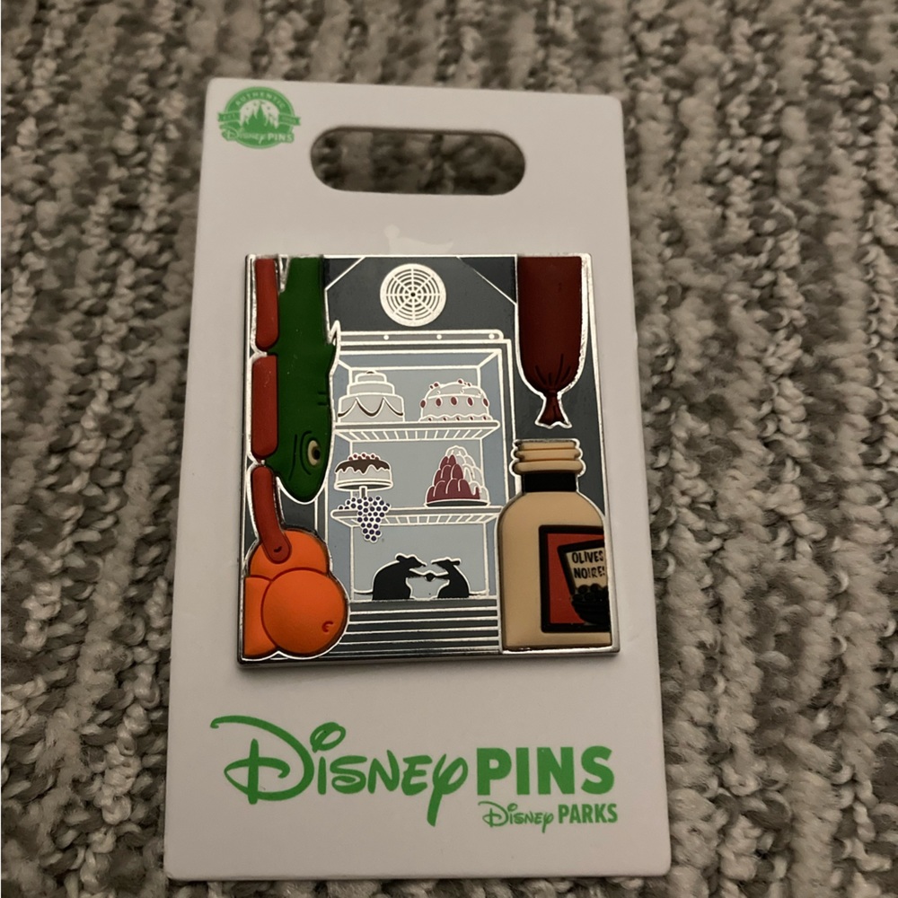 Disney Pixars Ratatouille Pin from the Epcot France Ride - BNWT
